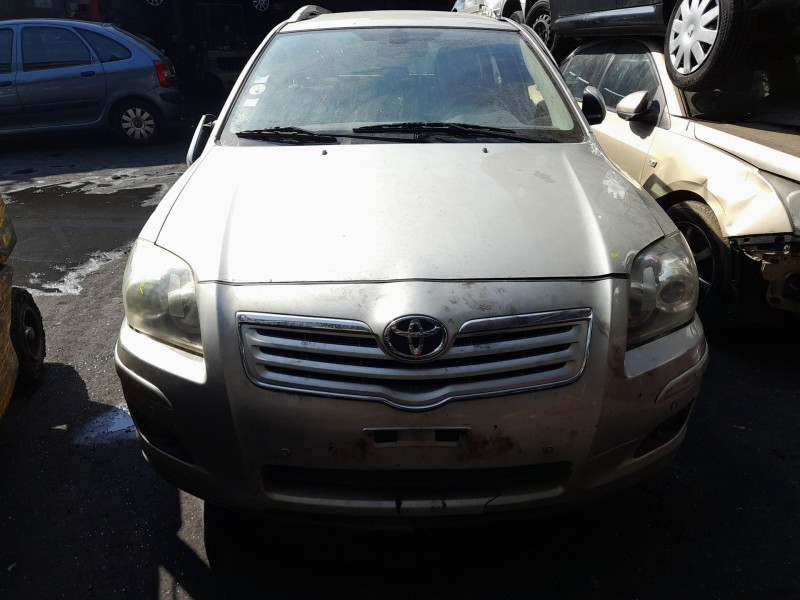 toyota avensis (_t25_) del año 2007