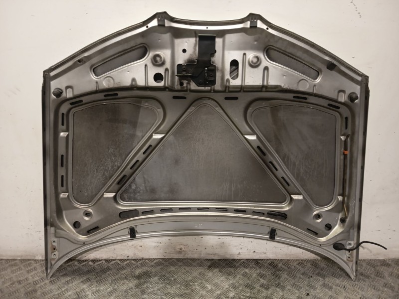 Recambio de capot delantero para seat ibiza iii (6l1) 1.4 16v referencia OEM IAM 6L0823031D  
