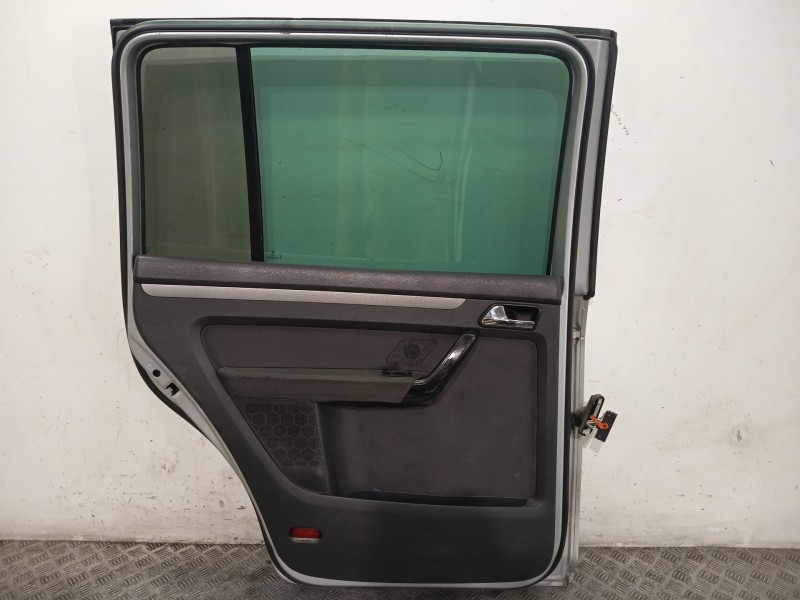 Recambio de puerta trasera izquierda para volkswagen touran (1t1, 1t2) 2.0 tdi referencia OEM IAM 1T0833055S  