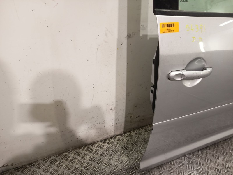 Recambio de puerta delantera derecha para volkswagen touran (1t1, 1t2) 2.0 tdi referencia OEM IAM 1T0831056AB  