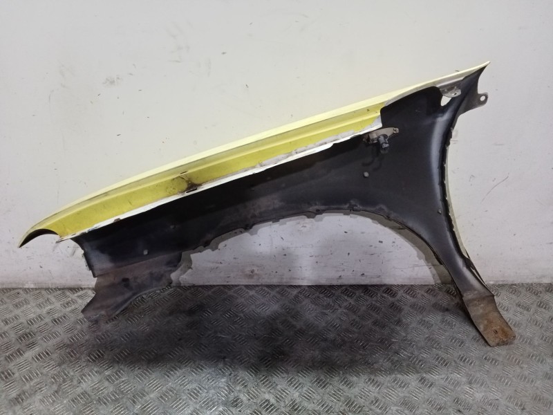 Recambio de aleta delantera derecha para nissan np300 pickup (d22) 2.5 dci 4x4 referencia OEM IAM 63112VK000  