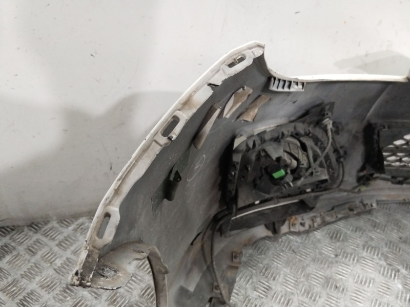 Recambio de paragolpes delantero para mazda 6 hatchback (gh) 2.2 mzr-cd (gh10) referencia OEM IAM GDK450031DBB  