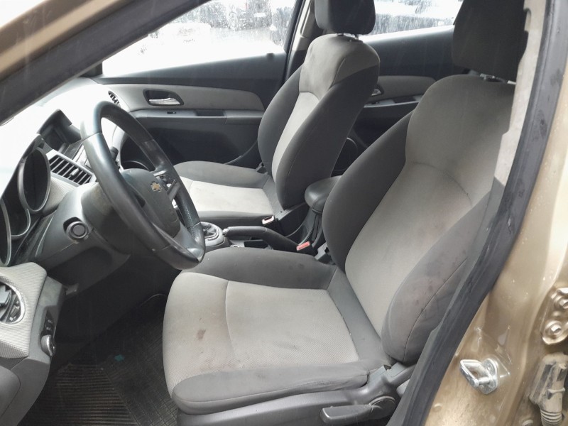 chevrolet cruze (j300) del año 2010