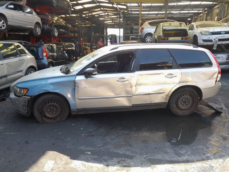 volvo v50 (545) del año 2006