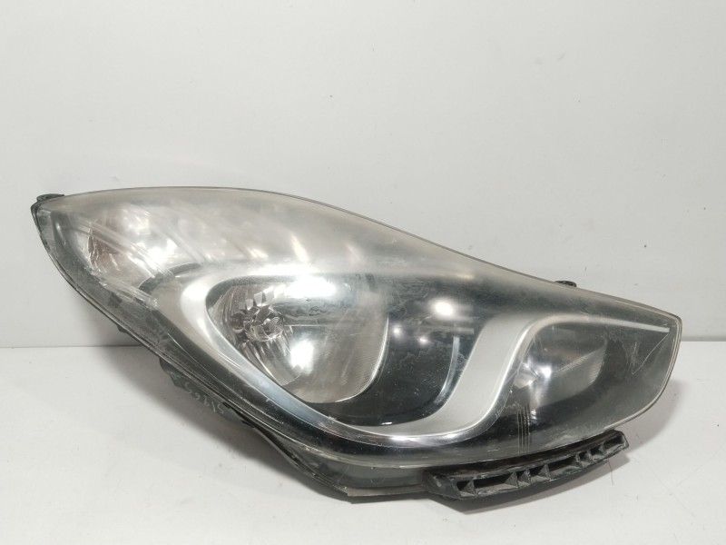 Recambio de faro derecho para hyundai ix20 (jc) 1.6 crdi referencia OEM IAM 921021K000  