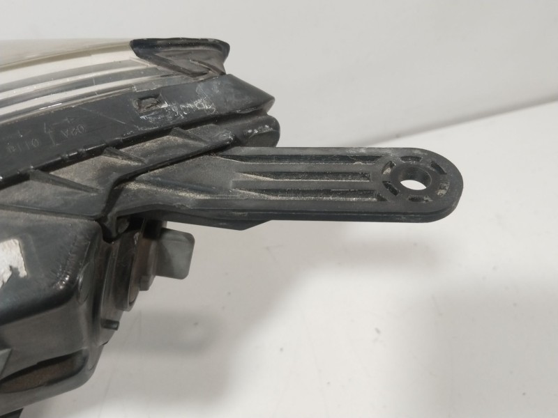Recambio de faro derecho para hyundai ix20 (jc) 1.6 crdi referencia OEM IAM 921021K000  