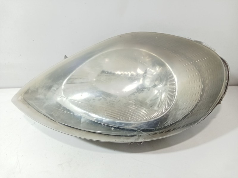 Recambio de faro izquierdo para opel vivaro a furgoneta (x83) 1.9 dti (f7) referencia OEM IAM 91165719  
