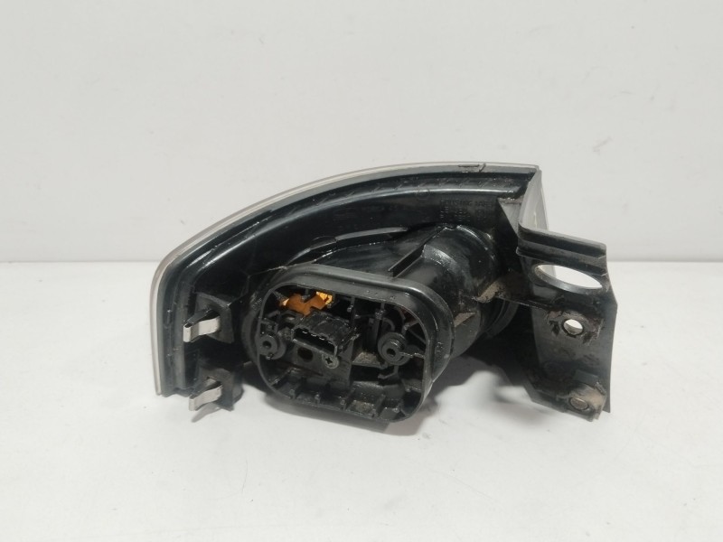 Recambio de piloto trasero izquierdo para seat ibiza iii (6l1) 1.2 referencia OEM IAM 6L6945111B  