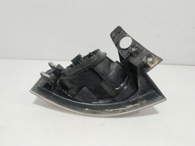 Recambio de piloto trasero izquierdo para seat ibiza iii (6l1) 1.2 referencia OEM IAM 6L6945111B  
