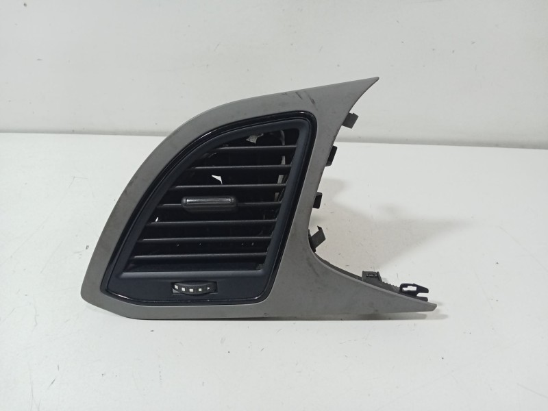 Recambio de aireador delantero izquierdo para seat leon (5f1) 1.5 tgi referencia OEM IAM 5F1820901D  