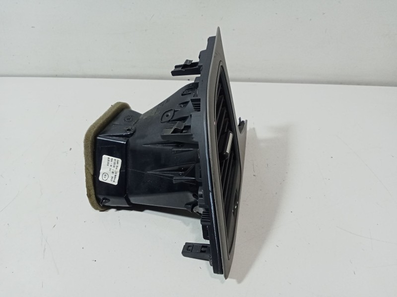 Recambio de aireador delantero izquierdo para seat leon (5f1) 1.5 tgi referencia OEM IAM 5F1820901D  