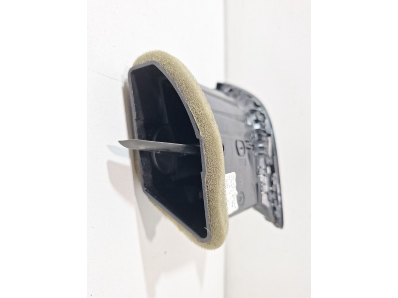 Recambio de aireador delantero derecho para seat leon (5f1) 1.5 tgi referencia OEM IAM 5F1820902F  