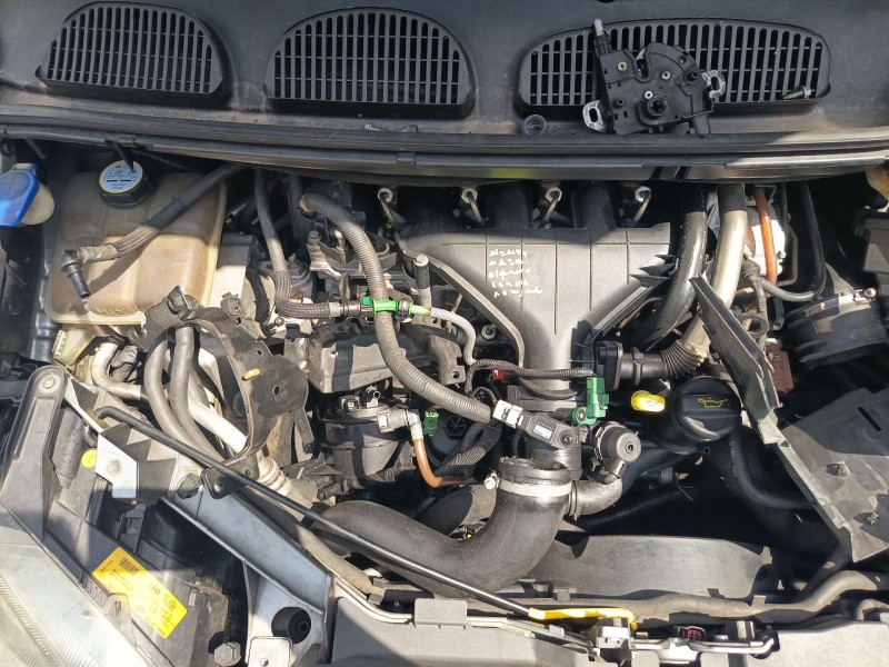 ford focus c-max (dm2) del año 2004