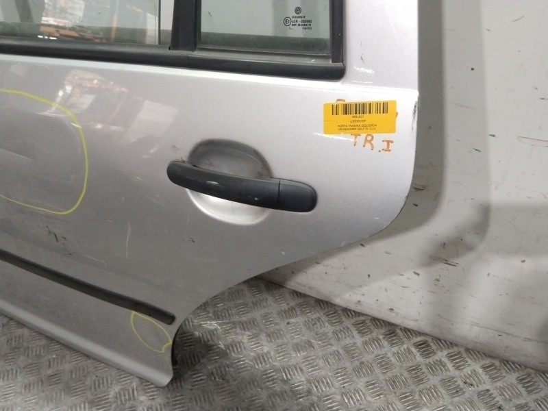 Recambio de puerta trasera izquierda para volkswagen golf iv (1j1) 1.6 16v referencia OEM IAM 1J6833055F  
