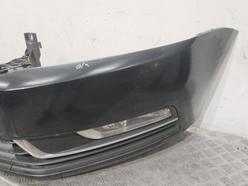 Recambio de paragolpes delantero para volkswagen passat b7 (362) 1.6 tdi referencia OEM IAM 3AA807221  NEGRO