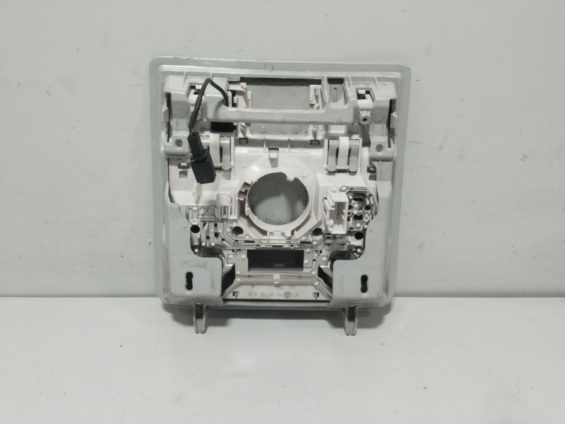 Recambio de luz interior central para seat leon (5f1) 1.5 tgi referencia OEM IAM 1K0947105  