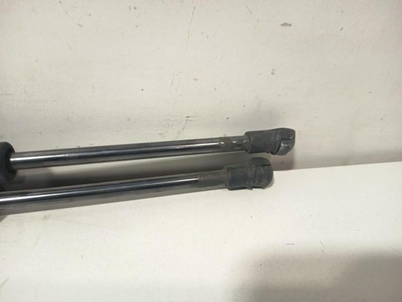 Recambio de amortiguadores capo para nissan murano (z50) básico referencia OEM IAM 65471CB800  