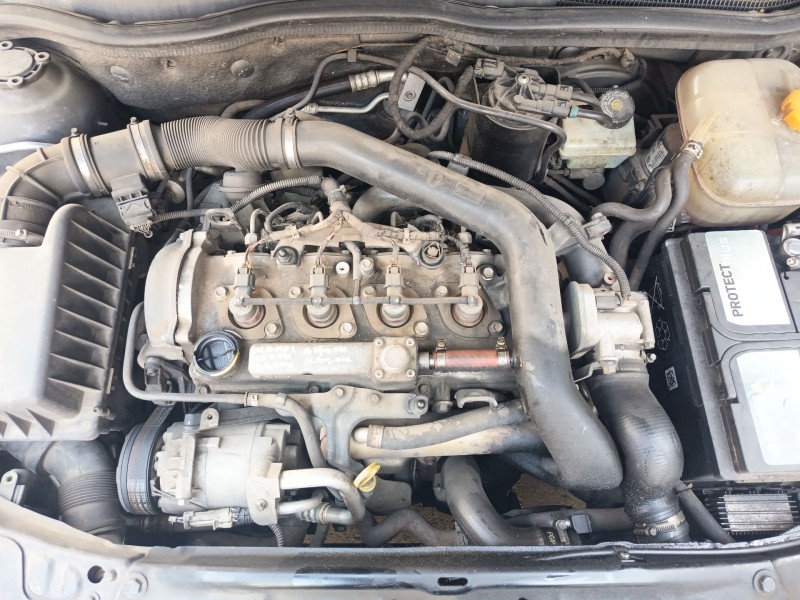 opel astra h gtc (a04) del año 2008