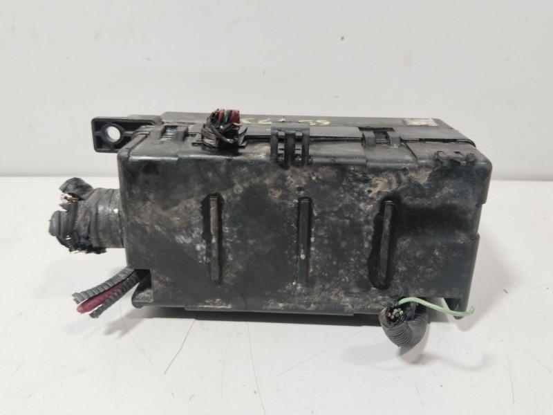 Recambio de caja reles / fusibles para chevrolet aveo / kalos hatchback (t200) 1.4 16v referencia OEM IAM 96539834  