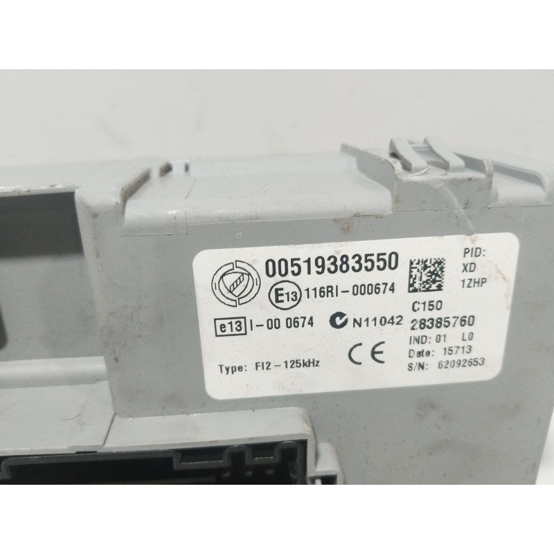 CAJA RELES / FUSIBLES 00519383550  - imagen 3