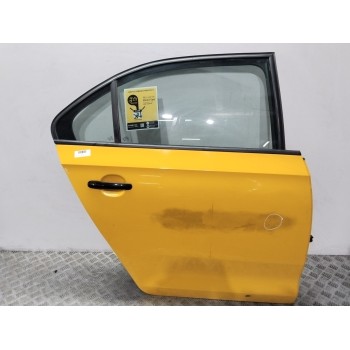 PUERTA TRASERA DERECHA 5JA833052C AMAILLO