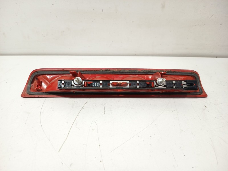 Recambio de piloto central de freno para peugeot 308 active referencia OEM IAM 9680426580  