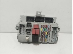 Recambio de caja reles / fusibles para citroën jumper iii autobús 2.2 hdi 100 referencia OEM IAM 406626  