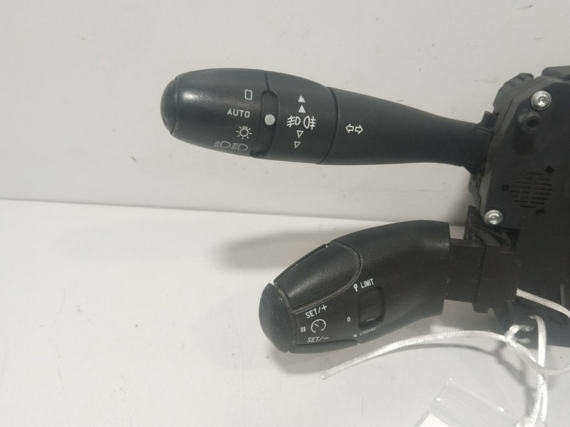 Recambio de mando multifuncion para peugeot 207/207+ (wa_, wc_) 1.4 16v referencia OEM IAM 96630718XT  