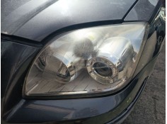 Recambio de faro izquierdo para toyota avensis (_t25_) 2.0 d-4d (adt250_) referencia OEM IAM 8117005194  