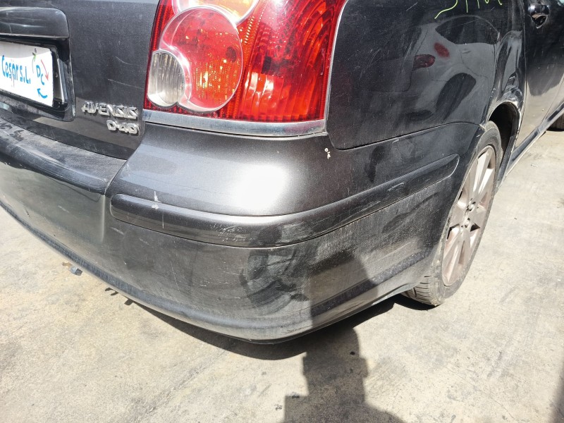 Recambio de paragolpes trasero para toyota avensis (_t25_) 2.0 d-4d (adt250_) referencia OEM IAM 5215905901  