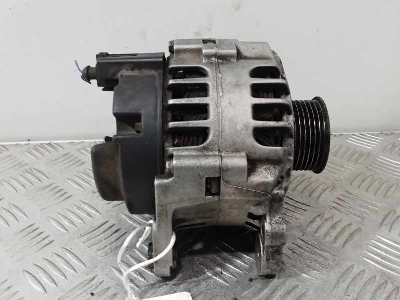 Recambio de alternador para seat ibiza iii (6l1) 1.2 referencia OEM IAM 03D903025E  