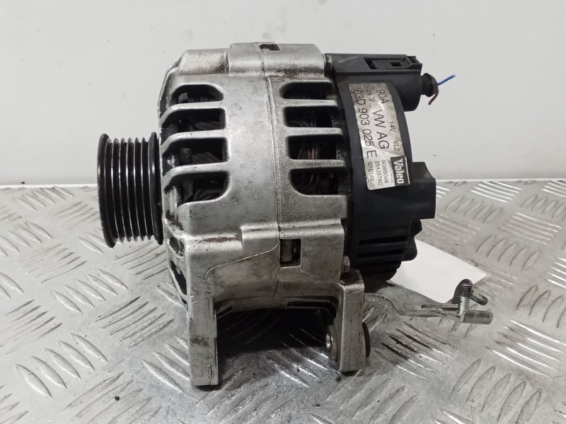 Recambio de alternador para seat ibiza iii (6l1) 1.2 referencia OEM IAM 03D903025E  