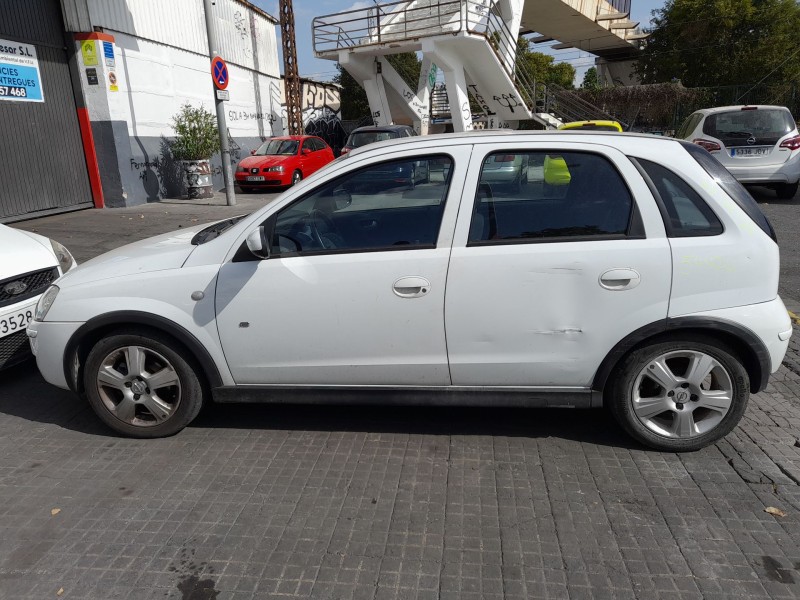 opel corsa c (x01) del año 2006
