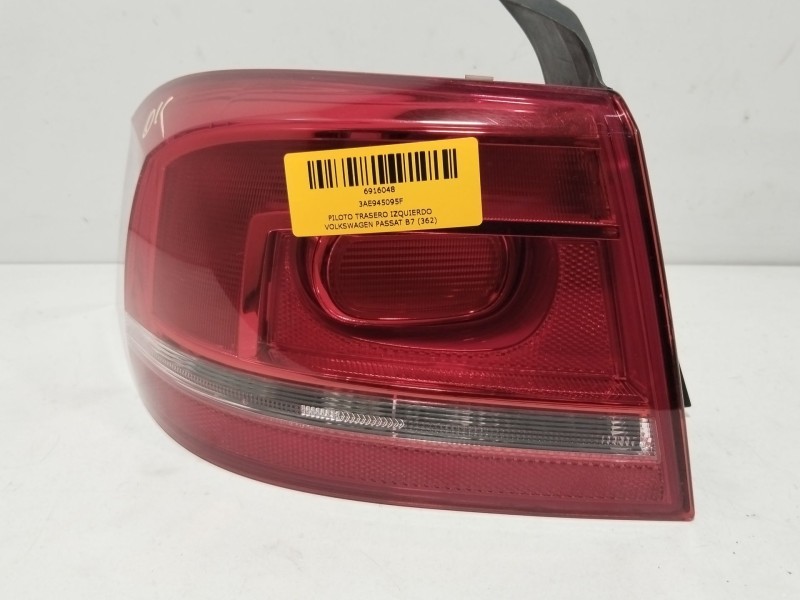 Recambio de piloto trasero izquierdo para volkswagen passat b7 (362) 1.6 tdi referencia OEM IAM 3AE945095F  