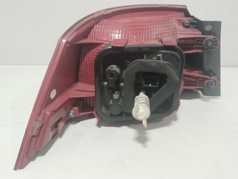 Recambio de piloto trasero derecho para volkswagen passat b7 (362) 1.6 tdi referencia OEM IAM 3AE945096F  