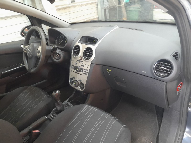 opel corsa d (s07) del año 2007