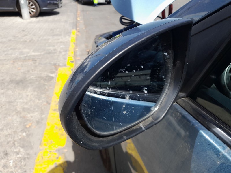 Recambio de retrovisor izquierdo para mazda 3 (bl) 1.6 mz-cd (bl14) referencia OEM IAM   