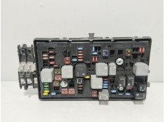 Recambio de caja reles / fusibles para chevrolet cruze (j300) 2.0 cdi referencia OEM IAM 13255300  