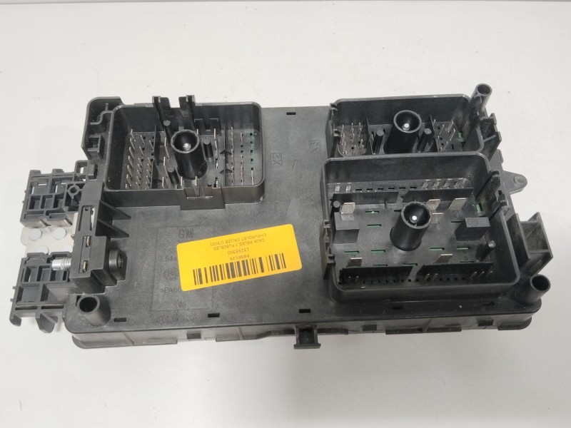 Recambio de caja reles / fusibles para chevrolet cruze (j300) 2.0 cdi referencia OEM IAM 13255300  