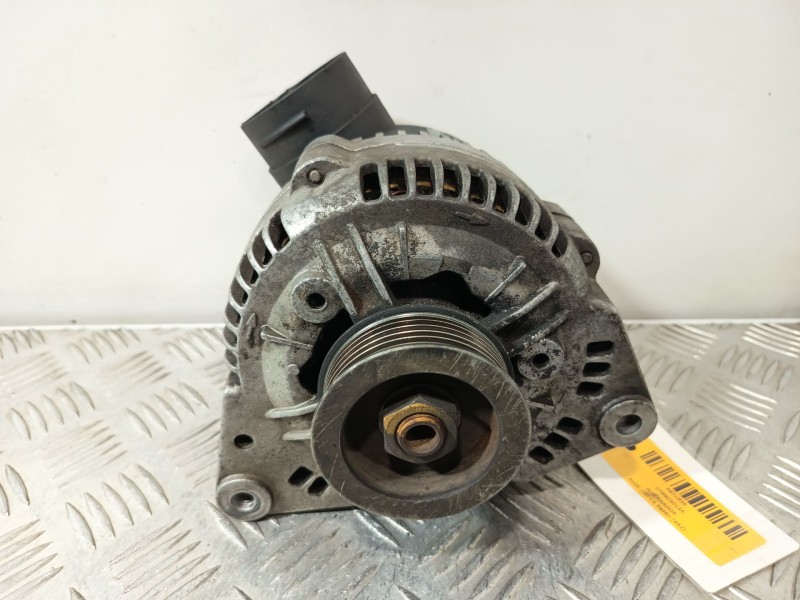 Recambio de alternador para audi 100 c4 sedán (4a2) 2.8 e referencia OEM IAM 078903015A  