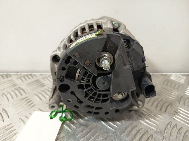 Recambio de alternador para volkswagen golf iv variant (1j5) 1.6 referencia OEM IAM 0124325001  
