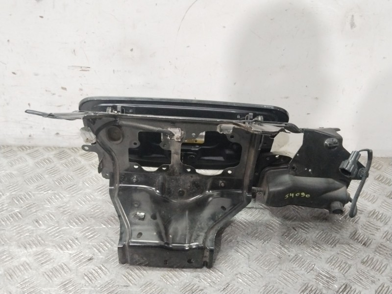 Recambio de rejilla delantera para nissan leaf (ze1) electric referencia OEM IAM 657013NL2A  