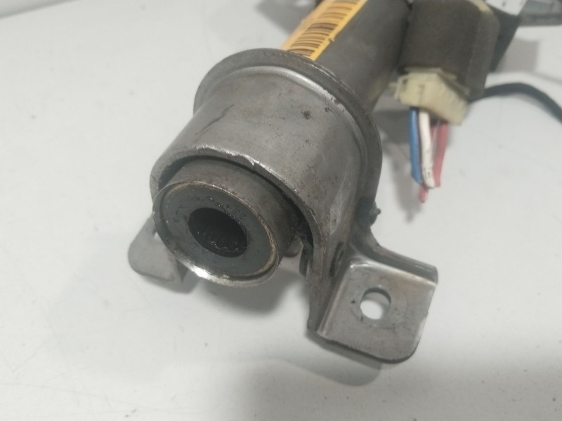 Recambio de columna direccion para ssangyong rodius i 2.7 xdi 4wd referencia OEM IAM 4621021001  