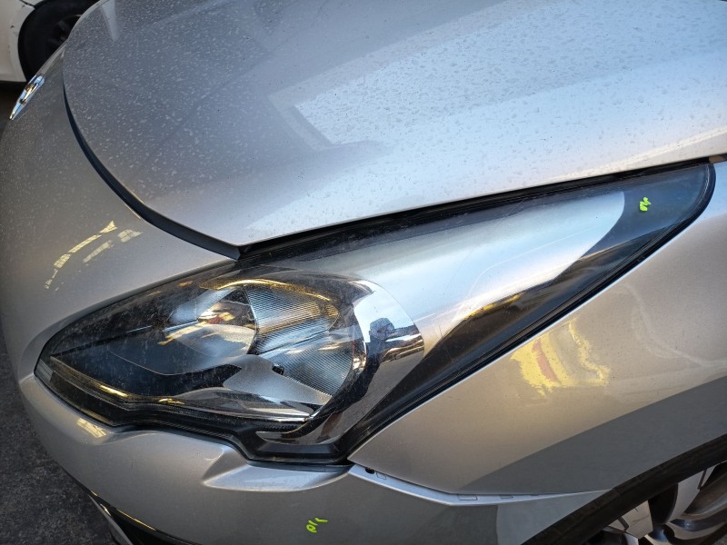 Recambio de faro izquierdo para peugeot 3008 i monospace (0u_) 1.6 vti referencia OEM IAM 6208N9  