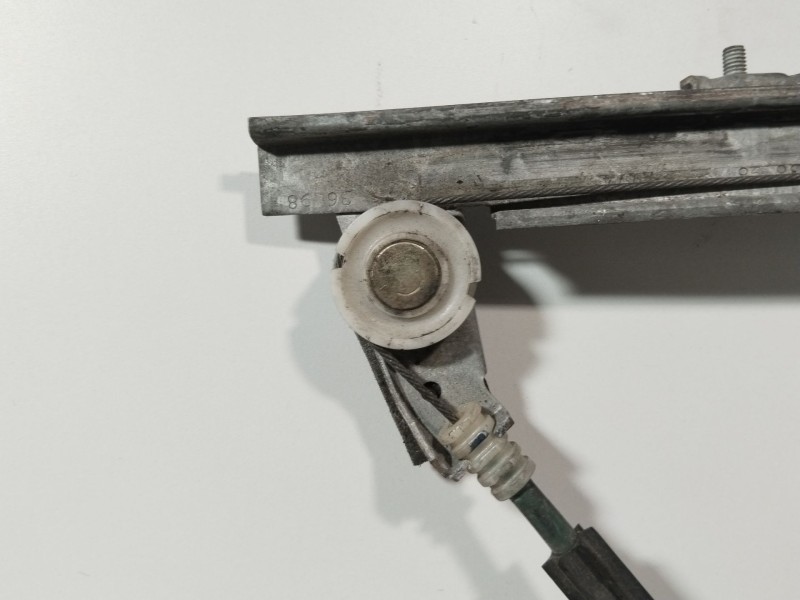 Recambio de elevalunas delantero izquierdo para alfa romeo 146 2.0 td l referencia OEM IAM 46761606  