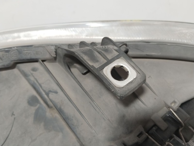 Recambio de faro derecho para seat leon (1p1) 1.6 referencia OEM IAM 5P1941006E  