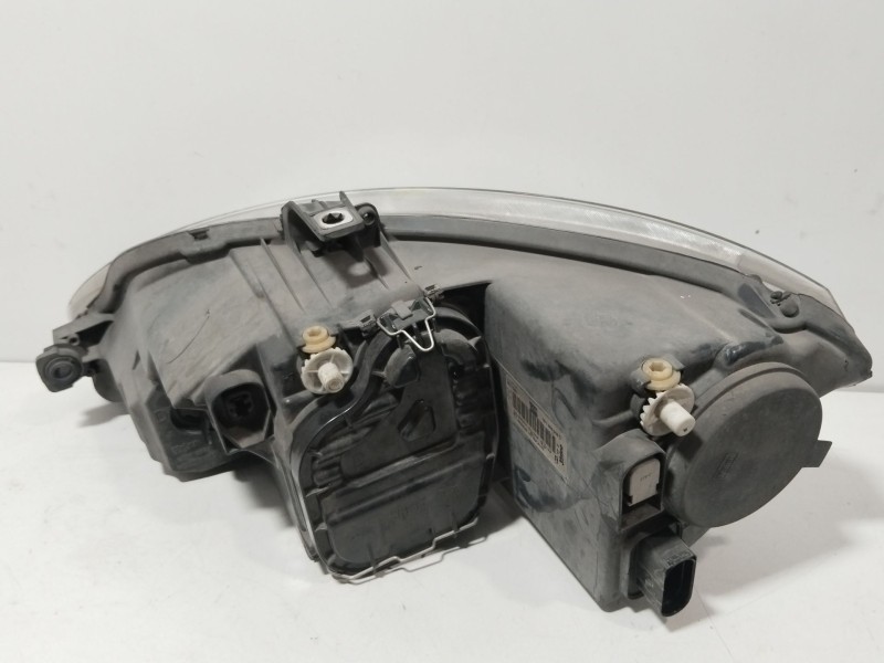 Recambio de faro izquierdo para seat leon (1p1) 1.6 referencia OEM IAM 5P1941005E  