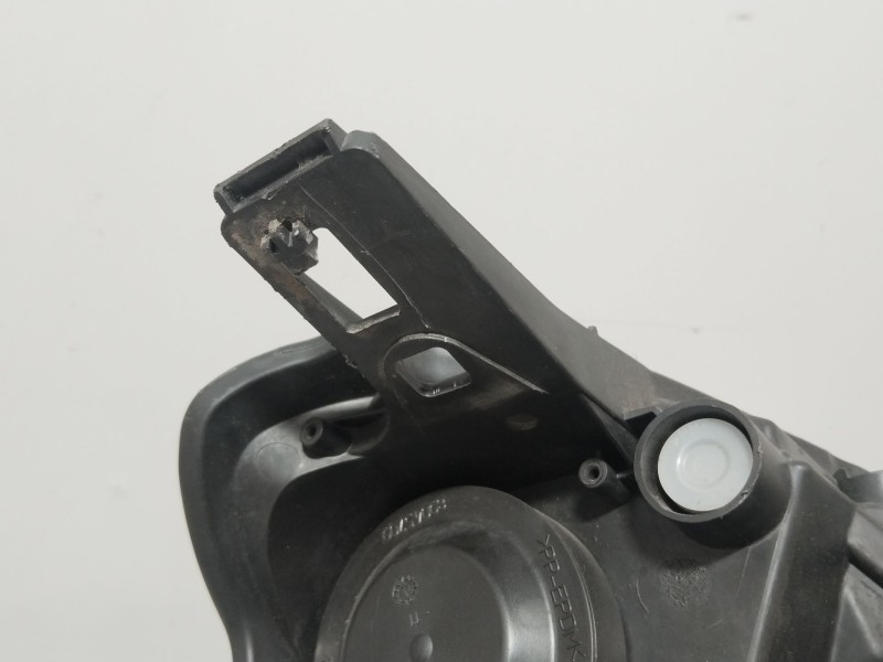 Recambio de faro izquierdo para peugeot partner furgoneta/monovolumen électrique referencia OEM IAM 6208K6  