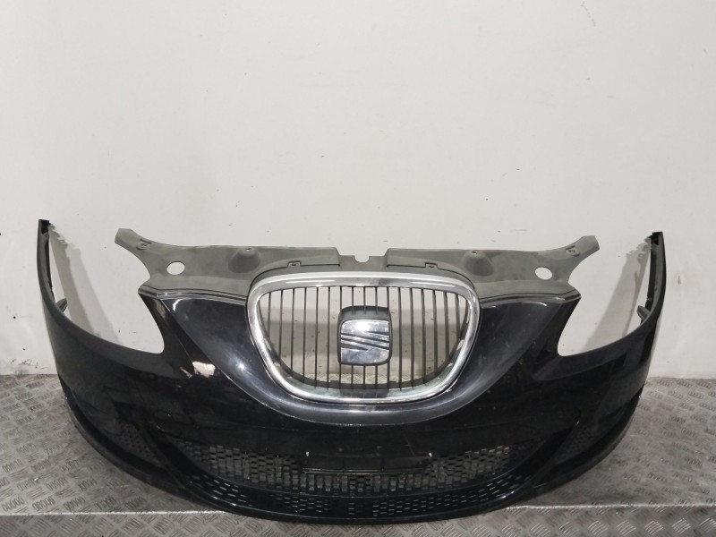 Recambio de paragolpes delantero para seat leon (1p1) 1.6 referencia OEM IAM 1P0807217AAGRU  