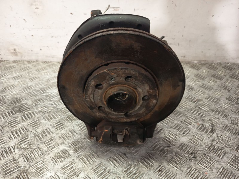 Recambio de mangueta delantera derecha para volkswagen golf iv variant (1j5) 1.6 referencia OEM IAM 1J0407256N  